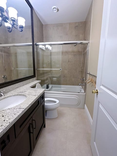 Moon rooms Villa in Vancouver