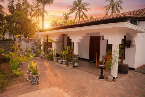 Property building, Sunrise
