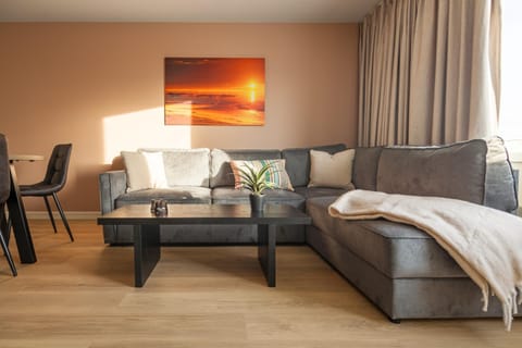 Living room, Photo of the whole room, Seating area