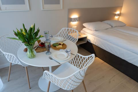 Living room, Dining area, Bedroom