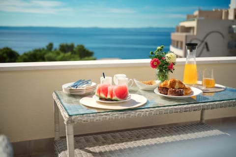 Natural landscape, View (from property/room), Balcony/Terrace, Sea view