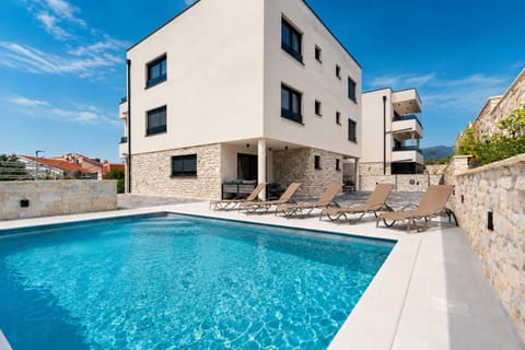 Property building, Swimming pool