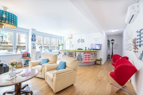 Living room, Lobby or reception