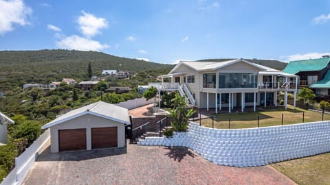 Property building, Sea view