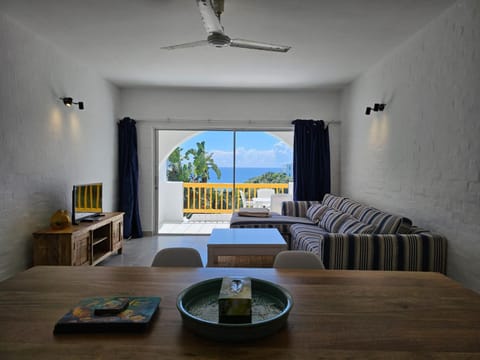 Living room, Dining area, Garden view, Sea view