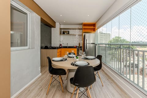 Day, View (from property/room), Balcony/Terrace, Kitchen or kitchenette, Seating area, Dining area