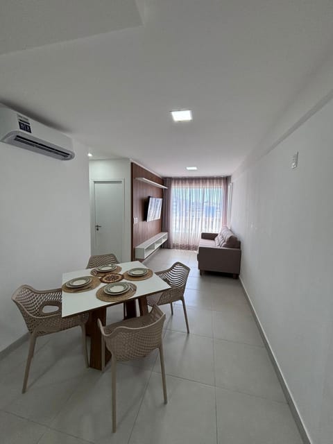 TV and multimedia, Living room, Seating area, Dining area, air conditioner