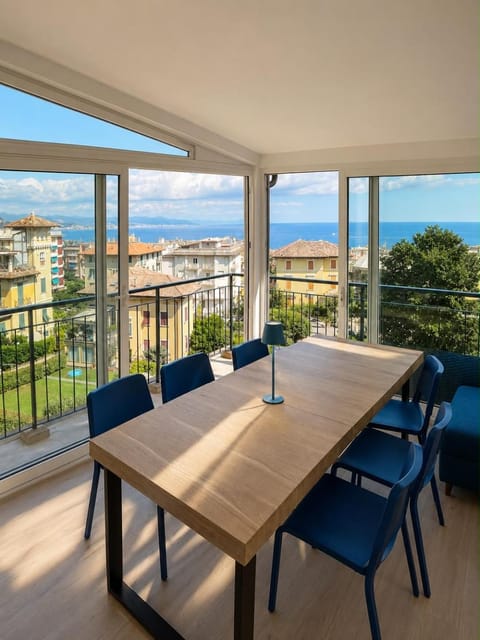 Day, Natural landscape, Dining area, Sea view