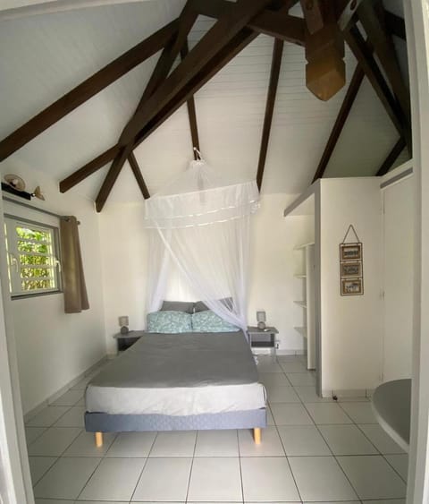 Kaz papillon House in Les Abymes