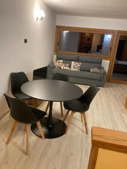 Cielo Alto I Dadi Apartment in Breuil-Cervinia