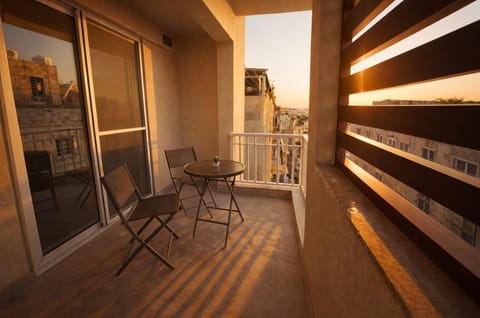 View (from property/room), Living room, Seating area