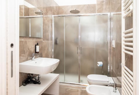 Shower, Toilet, Bathroom, bidet