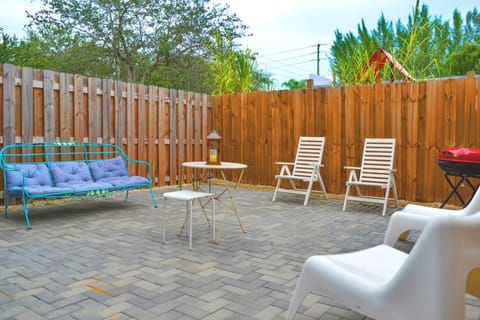 Patio, BBQ facilities, Seating area