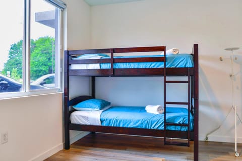 Bed, Bedroom, bunk bed