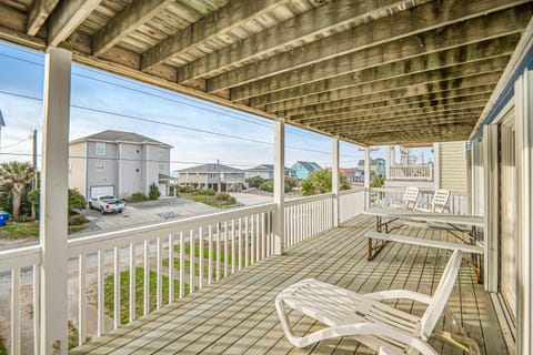 SC1905 My Get Away House in Surf City