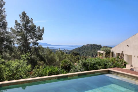 Day, Sea view, Swimming pool, concierge