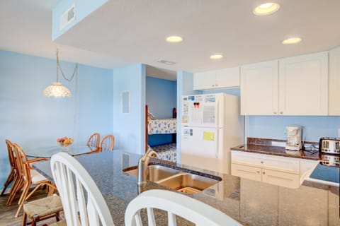SCSC514 Surf Condo 514- Honey Seas House in Surf City