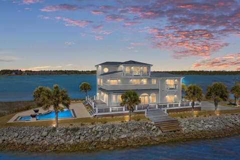 SF400 Sneads Island House in North Topsail Beach