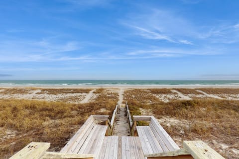 TB1155 The Tackle Box House in Topsail Beach