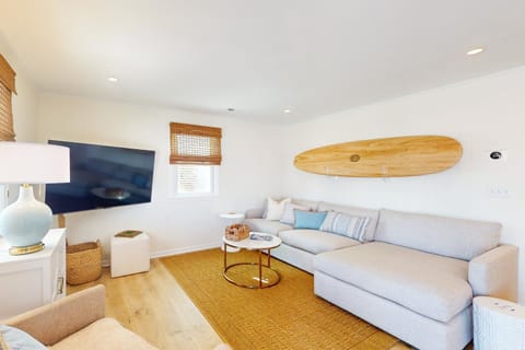 TB1514 The Go Fish Cottage House in Topsail Beach