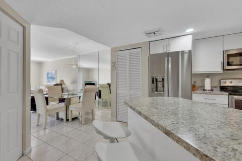 Le Frontenac 210 STR-01055 Apartment in Sunny Isles Beach