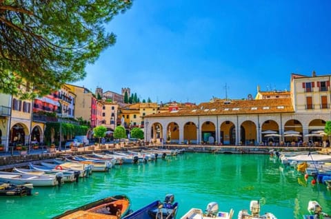 Lake Garda Apartment with Pool, Private Garden & Parking Apartment in Manerba del Garda