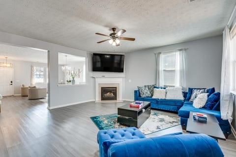 Atlanta Luxe Elegant Group Retreat and Social Hub House in Georgia