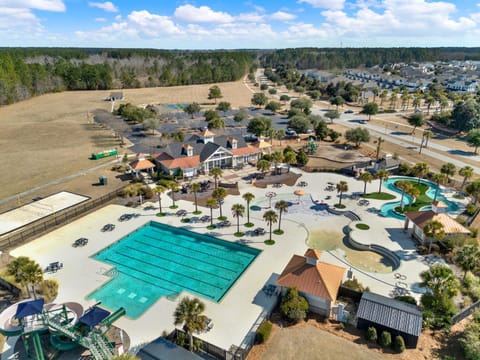 5kings Pool PickleBall Gym 100"TVPS5 FishingPond House in Port Wentworth