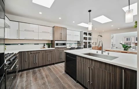 Cozy Room with Private Bathroom & Fast WiFi House in San Francisco