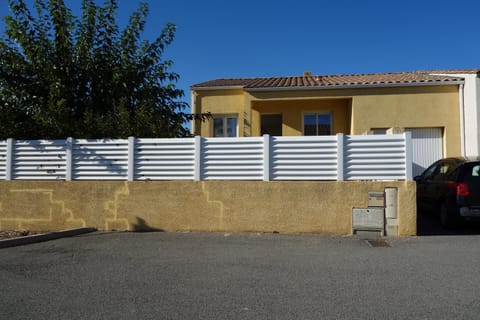 Property building, Parking