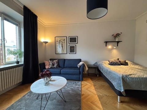 Living room, Bedroom