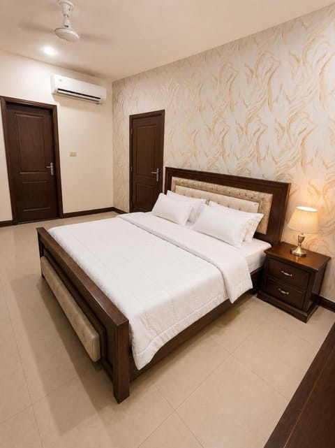 Bed, Bedroom, wedding