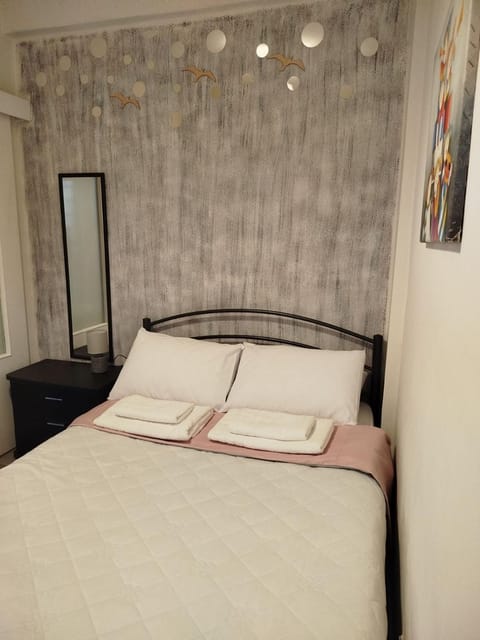 Next to the school Apartment in Argolis, Greece