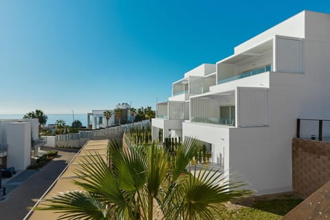 Playa Paraiso beachfront apartment - by Welcomely Apartment in Villajoyosa