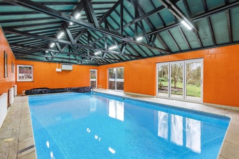 Pool view, Swimming pool, Swimming pool