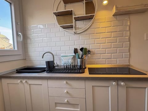 Kitchen or kitchenette, stove