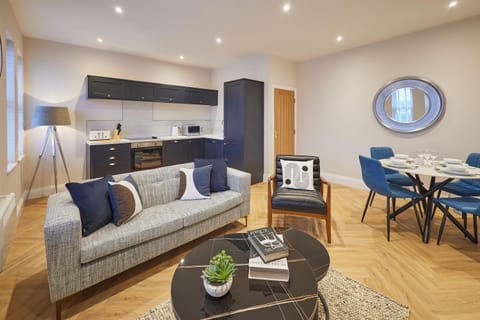 Kitchen or kitchenette, Living room, stove