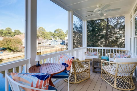 Family Friendly! Canal-Front Gem in Bethany Beach House in South Bethany