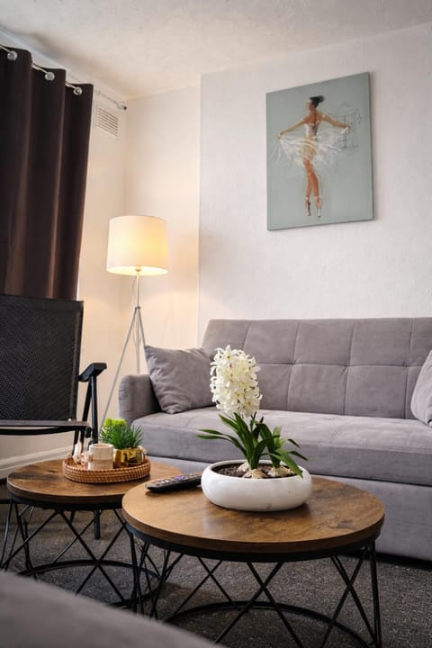 Property building, Living room, Seating area, Dining area