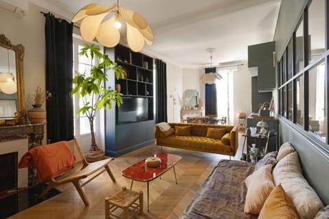 Property building, Living room