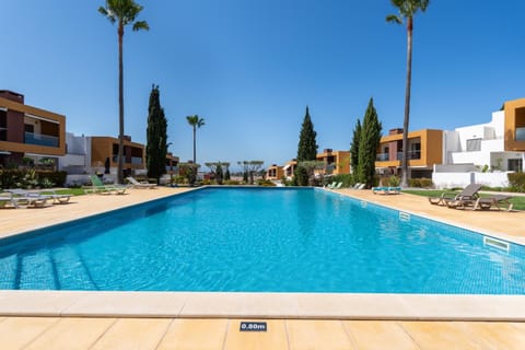 Day, Natural landscape, Pool view, Swimming pool