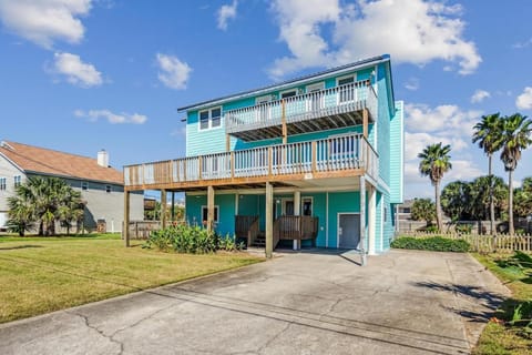 Beach bliss with private pool House in Pensacola Beach