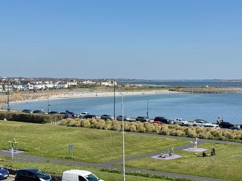 The Art House 10 Galway Salthill Apartment in Galway