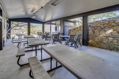 Pool Access, Walk to Water! Possum Kingdom Cabin Cabin in Possum Kingdom Lake