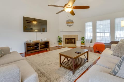 11 Mi to Savannah! Suburban Home with Spacious Yard House in Pooler