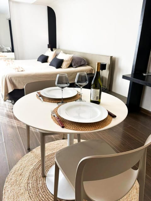 Dining area, Bedroom