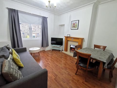 2 bedroom central apartment in Kirkcaldy Apartment in Kirkcaldy
