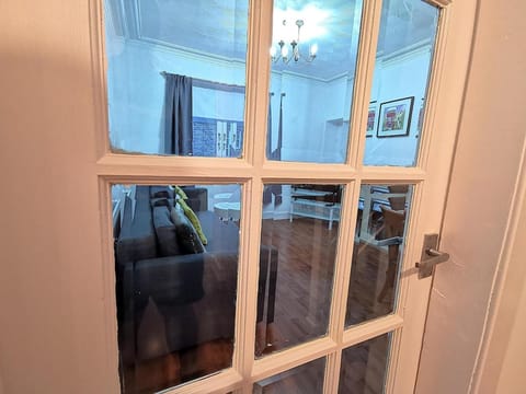 2 bedroom central apartment in Kirkcaldy Apartment in Kirkcaldy