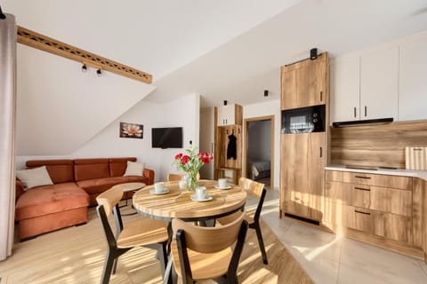Kitchen or kitchenette, Living room