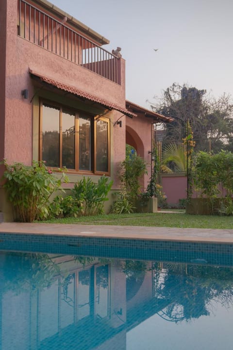 Property building, Garden, Garden view, Pool view